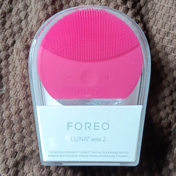 FOREO - Picture 1 of 8